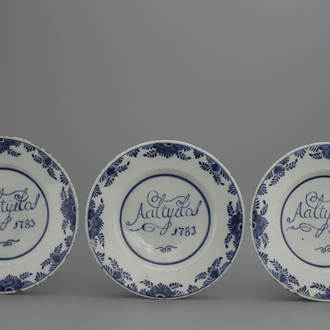 A set of 3 dated Dutch Delft tekst plates "Aaltije Los" 1783