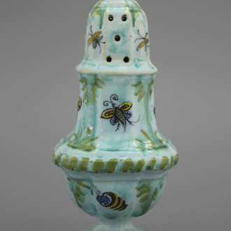 A Brussels faience caster, 18th C.
