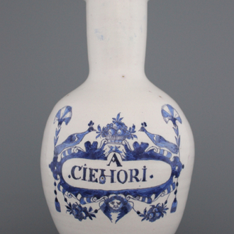 Grande bouteille de pharmacie en faïence de Bruxelles, 'A:CIEHORI', 18e