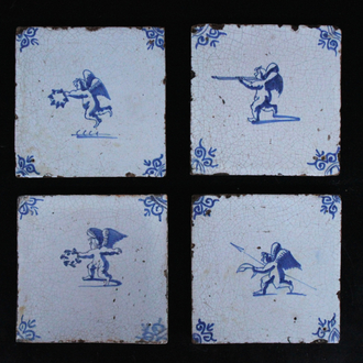 Quatre carreaux en faïence de Delft cupidos 17e