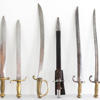 A group of 6 various officer's swords, 19/20th C.