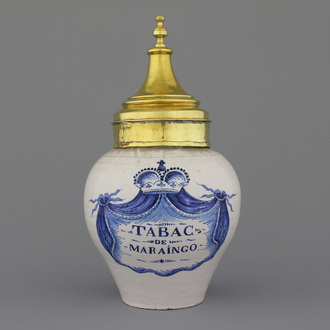 A fine Brussels faience tobacco jar "Tabac de Maraingo", 18th C.
