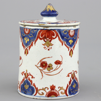 A small Dutch Delft doré cylindrical box and cover, 18th C.