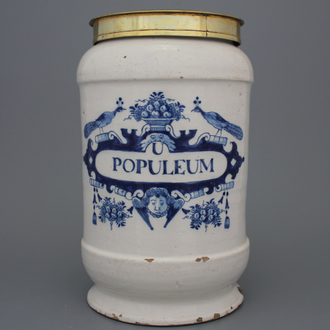 Grand pot de pharmacie couvert, forme albarello, en faïence de Delft, bleu et blanc, 18e