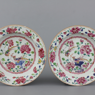 A pair of Chinese porcelain famille rose plates with birds, 18th C.