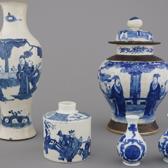 Lot blauw en witte vazen in Chinees porselein, 19e-20e eeuw
