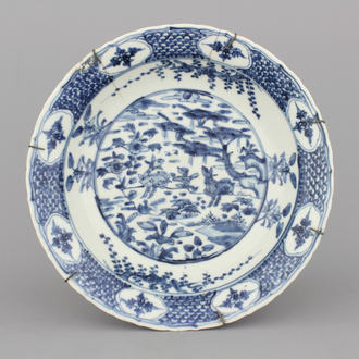 A large Chinese Ming dynasty Swatow dish, 16th C.