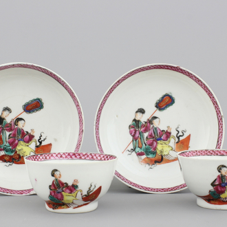 A pair of famille rose Mandarin cups and saucers, Qianlong, 18th C.