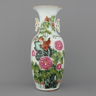 A Chinese porcelain famille rose vase birds and flowers, 19/20th C.