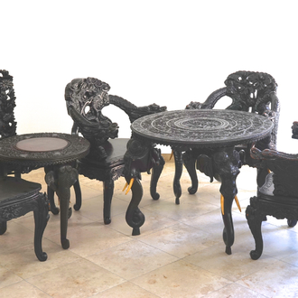 Garniture de meubles chinoise en bois sculpté