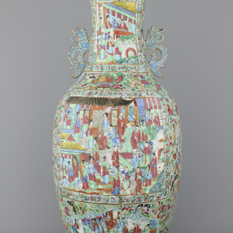 A very tall Chinese Canton vase, 19th C.
