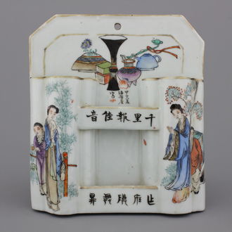 A Chinese porcelain double wall vase in Qianjiang style, 19/20th C.