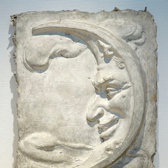 A plaster cast of a brewery advertising sign depicting the moon, 19/20th C., Bruges
