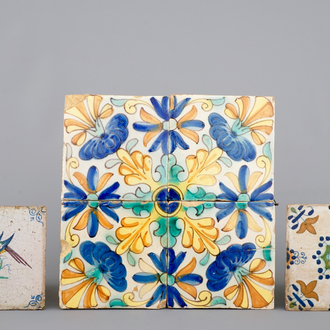 A lot of 6 Spanish and Dutch Delft polychrome tiles, 17th C.