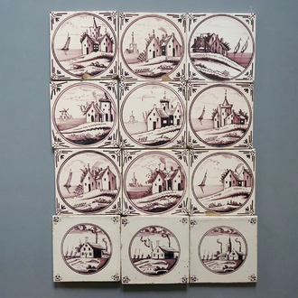 Een set van 12 Delftse tegels in mangaan met landschapjes, 18/19e eeuw