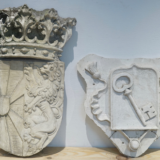 Two plaster casts of Flemish heraldic interest, 19/20th C., Bruges