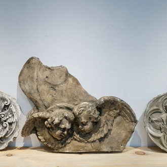 A set of three plaster casts of winged cherubs, 19/20th C., Bruges