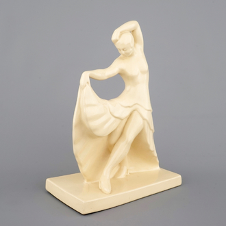 Een beeld van een dansende dame, Josephine Baker, Charles Catteau voor Boch Frères Kéramis ca. 1930