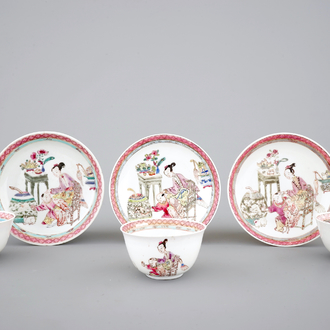 Een set van 3 fijne Chinese famille rose koppen en schotels, Yongzheng, 1722-1735