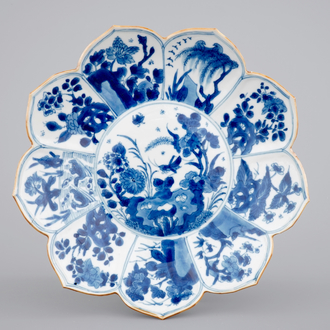 A blue and white Chinese porcelain lotus shaped plate, Kangxi, ca. 1700