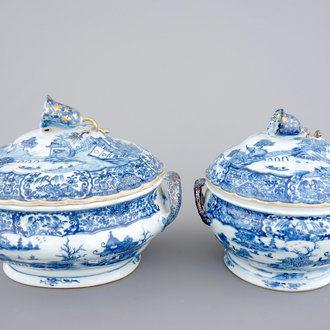 Deux terrines en bleu, blanc et dorure, porcelaine de Chine pour l'export, époque Qianliong, 18ème