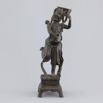 A Chinese figural bronze incense burner, 17/18th C.