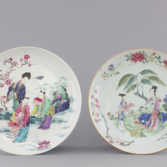 Two Chinese famille rose porcelain plates with beauties in a garden, Yongzheng, 1722-1735