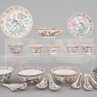 A group of Chinese famille rose Peranakan straits porcelain ware, 19/20th C.