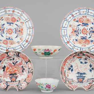 A pair of Chinese Imari porcelain dishes and two famille rose bowls, with 2 Japanese Imari shaving bowls, 18th C.