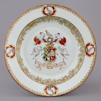 A very fine Chinese porcelain armorial plate, 18th C.