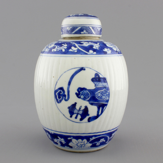 A blue and white Chinese porcelain ribbled ginger jar and cover, Kangxi, ca. 1700