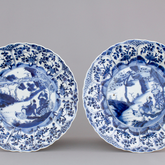 A pair of lotus-shaped moulded blue and white plates, Kangxi, ca. 1700