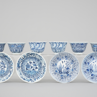 6 Chinese blue and white porcelain cups and 4 saucers, 19th C.