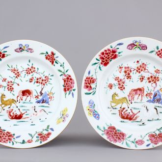 A pair of Chinese famille rose plates with horses, Yongzheng, 1722-1735
