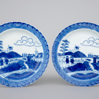 A pair of Chinese Schevening or Nabeshima plates, prob. Ca Mau shipwreck, ca. 1720