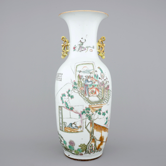 A Chinese famille rose porcelain vase decorated on both sides, 19/20th C.