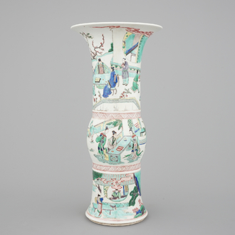 A Chinese famille verte Kangxi style yenyen vase, 19/20th C.