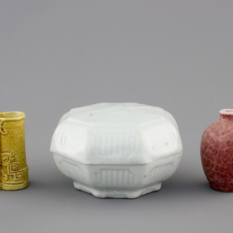 A Qingbai box and cover and two miniature vases, 18th C.