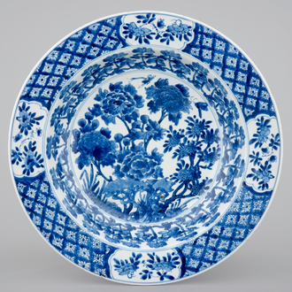 A large Chinese blue and white deep dish, Kangxi, ca. 1700