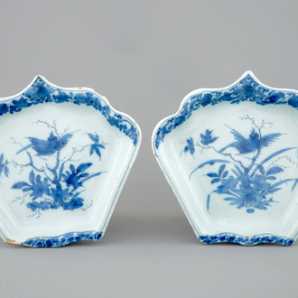 A pair of blue and white Dutch Delft chinoiserie rice table dishes, 17th C.