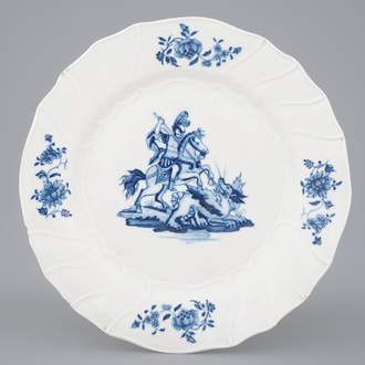 Une assiette en porcelaine de Tournai au décor de St.-Georges et le dragon, fin du 18ème