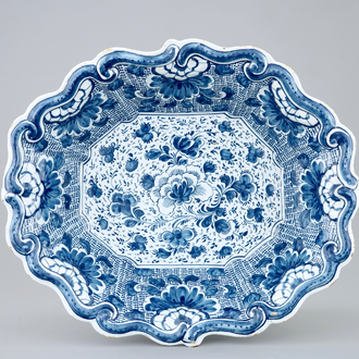 A large Dutch Delft blue and white salad bowl, 18th C.
