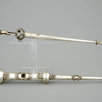 Twee zilveren thora-aanwijzers of jats, Rusland, 19e eeuw