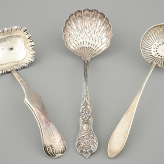 Three silver sugar spoons, 18/19th C