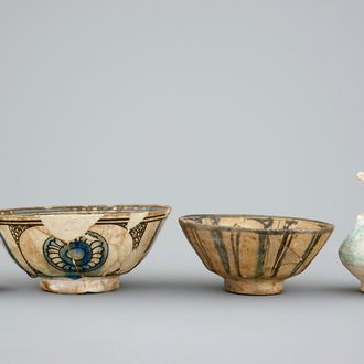 Two Syrian Raqqa pottery vessels and two Mamluk bowls, 13/14th C.