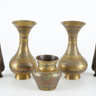 Deux paires de vases en cuivre et un plus petit, Egypte, 19ème