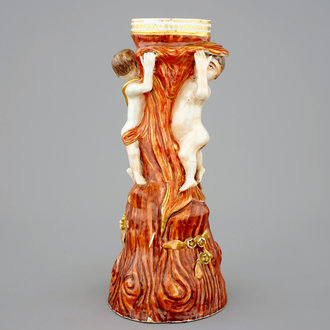 Un socle d'un bol en porcelaine de Chine de style faux bois, Qianlong, 18ème