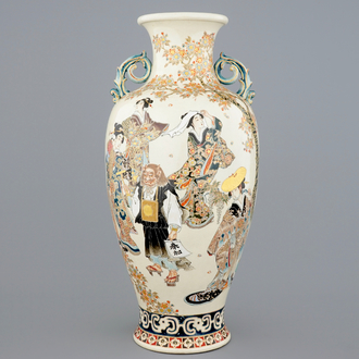 Un grand vase Satsuma, Japon, Meiji, 19ème