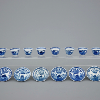 Een set van acht Chinese blauw-witte miniatuur kop en schotels, Kangxi