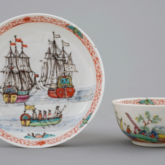 Une tasse et soucoupe en porcelaine de Chine surdécorées aux Pays-Bas, 18ème